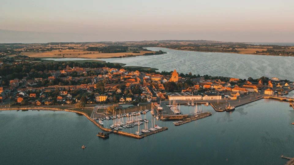 Luftfoto af Stege