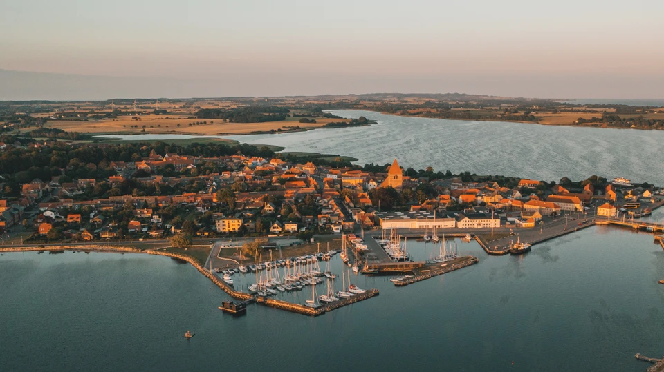Luftfoto af Stege